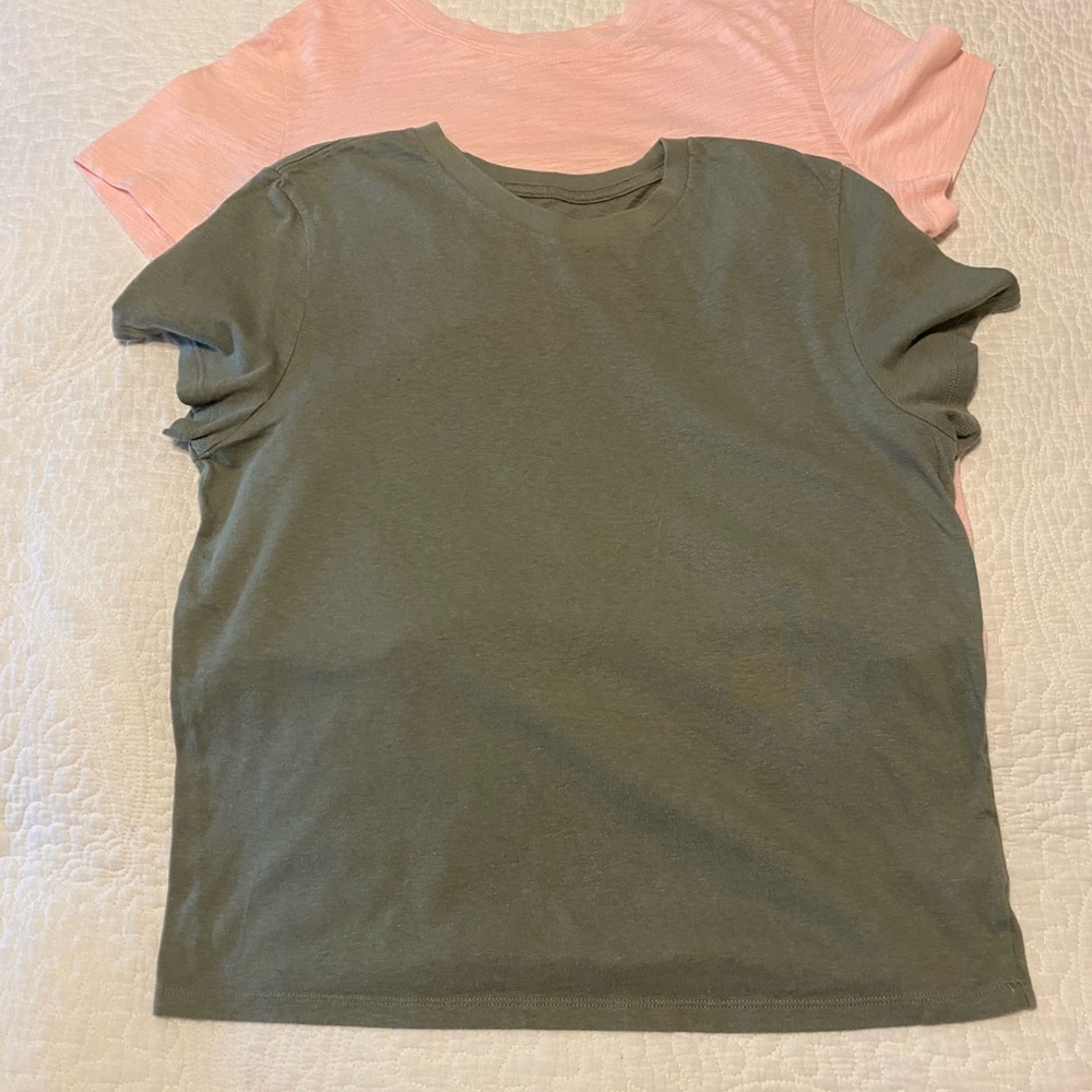 Two (2) Gap Vintage Cropped T-Shirts
